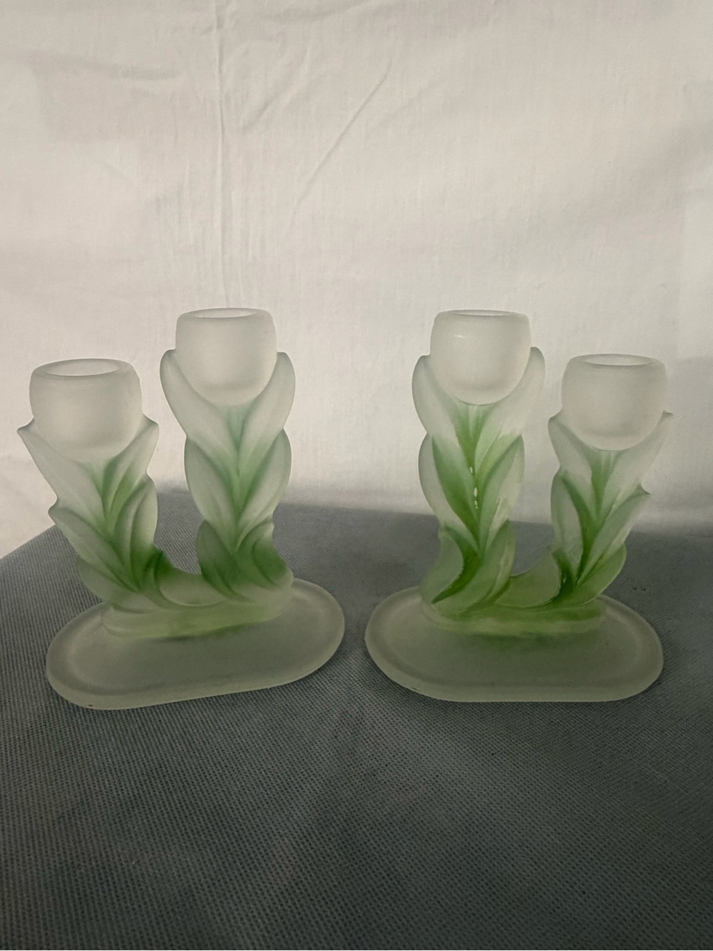 Pair Frosted Vintage Green White Glass Tulip Flower Candle Holders (F166)